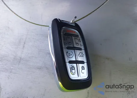 2020 Chrysler Pacifica Touring z USA, uszkodzony, nr VIN 2C4RC1FG1LR159001